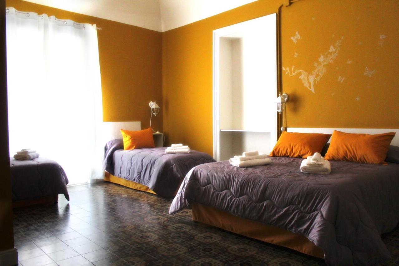 B&B Kike Catania Bagian luar foto